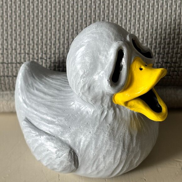 Evil Duck Desktop Resin Ornament Creative Horror Movie SCREAM Character Series - Picture 5 of 8